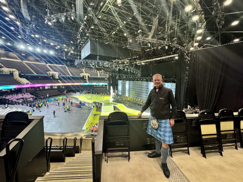 Photo 02-08-2026, 19 36 09 Roddy the Piper at Commonwealth Games closing ceremony Hydro Glasgow