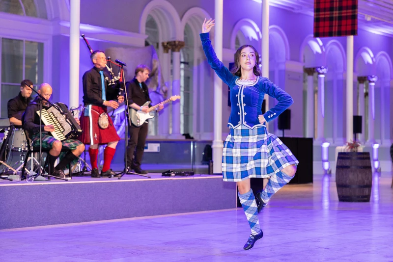 highland fling scottish folk band edinburgh